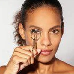 Tweezerman Curl 38° Eyelash Curler 9 Tweezerman Curl 38° Eyelash Curler -Clinique Salgsbutik 038097016550 swatch