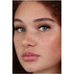 DUFFBEAUTY Nude Lash Collection - Just A Hint -Clinique Salgsbutik duffbeauty nude lash collection just a hint 1648618777