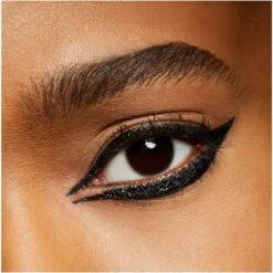 MAC Liquidlast 24-Hour Waterproof Liner 2,5 Ml - Point Black -Clinique Salgsbutik mac liquidlast 24 hour waterproof liner 25 ml point black 1626770370