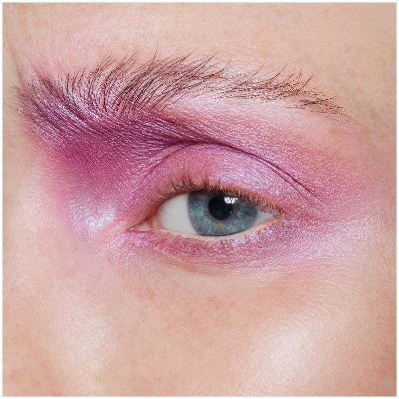 MAC Small Eye Shadow Veluxe Pearl 1,3 Gr. - Stars 'N' Rockets 8 MAC Small Eye Shadow Veluxe Pearl 1,3 Gr. - Stars 'N' Rockets - Billede 6