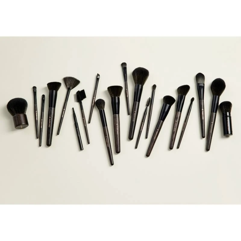 Nilens Jord Pure Collection Angled Foundation Brush No. 185 4 Nilens Jord Pure Collection Angled Foundation Brush No. 185 - Billede 2