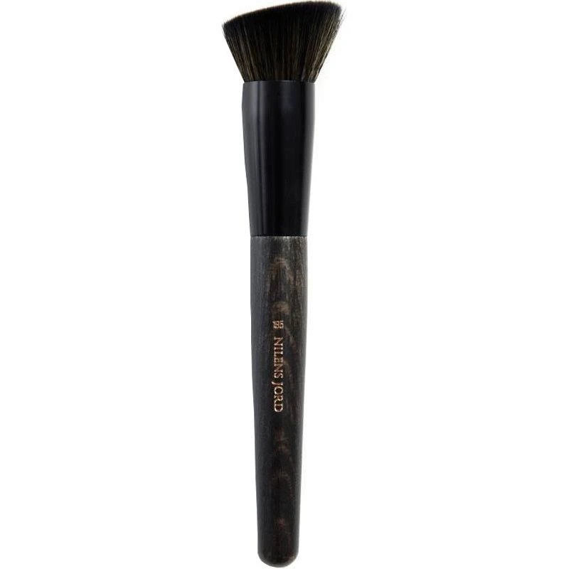 Nilens Jord Pure Collection Angled Foundation Brush No. 185 3 Nilens Jord Pure Collection Angled Foundation Brush No. 185