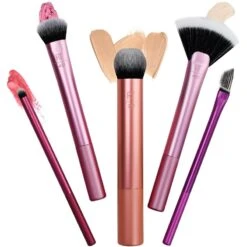 Real Techniques Artist Essentials -Clinique Salgsbutik real techniques artist essentials 1609250734